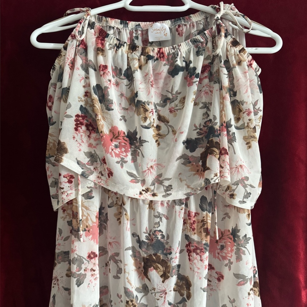 Ladies Floral Layered maternity blouse